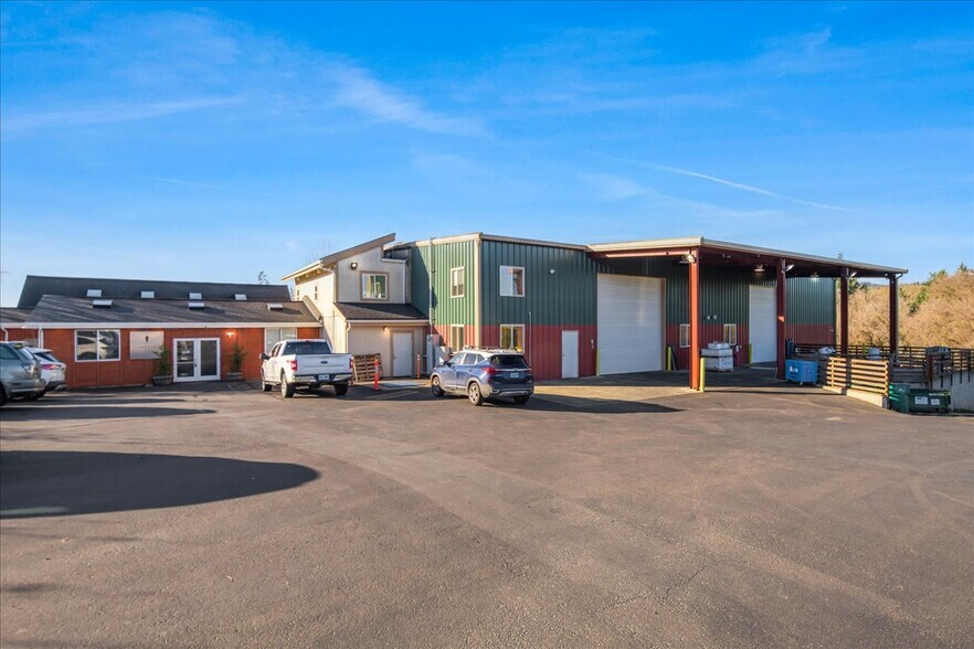 More Photos Of 32230 NE Old Parrett Mountain Rd, Newberg Specialty For Sale