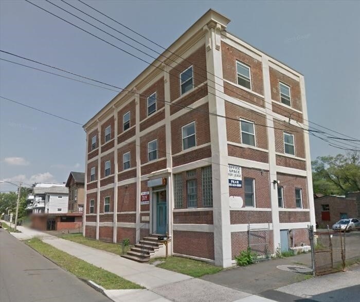More Photos Of 370 Davenport Ave, New Haven Office For Sale