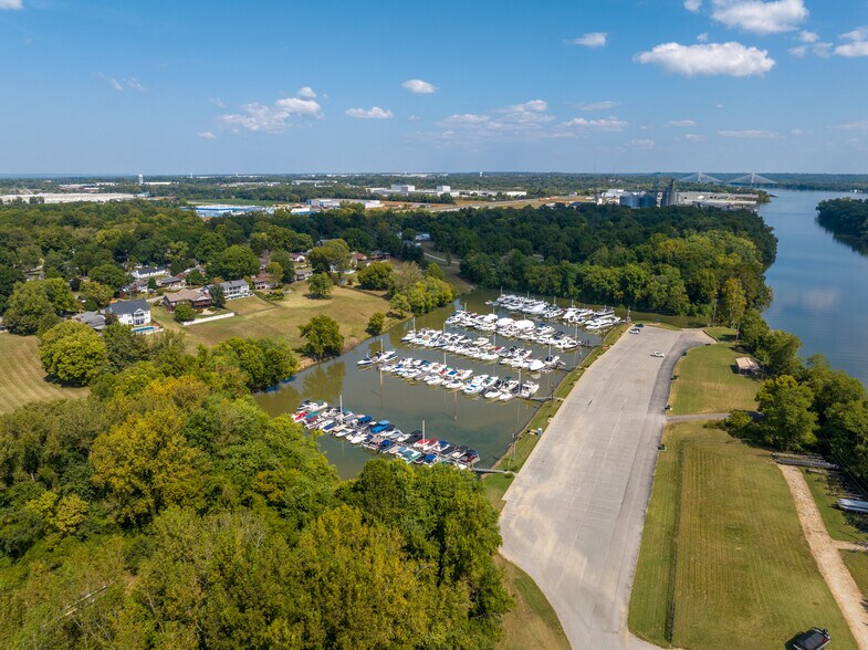 More Photos Of 4000 Utica Pike, Jeffersonville Marina For Sale