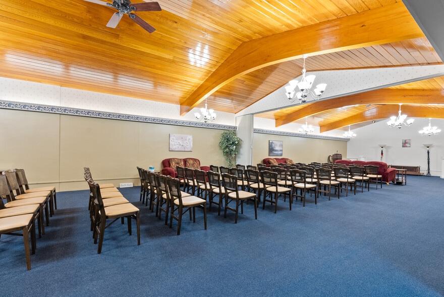 More Photos Of 621 N Halleck St, Demotte Religious Facility For Sale