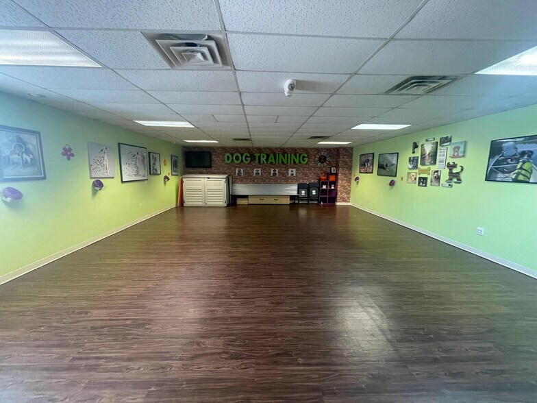 More Photos Of 758 Wing St, Plymouth Storefront For Lease