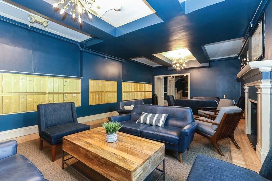 More Photos Of 1499 California St, San Francisco Apartments For Sale