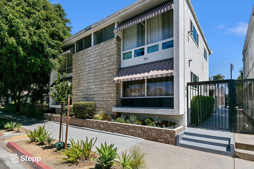 More Photos Of 1070 Chestnut Ave, Long Beach Apartments For Sale