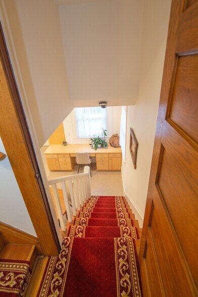 More Photos Of 340 NW 7th St, Corvallis Office For Sale