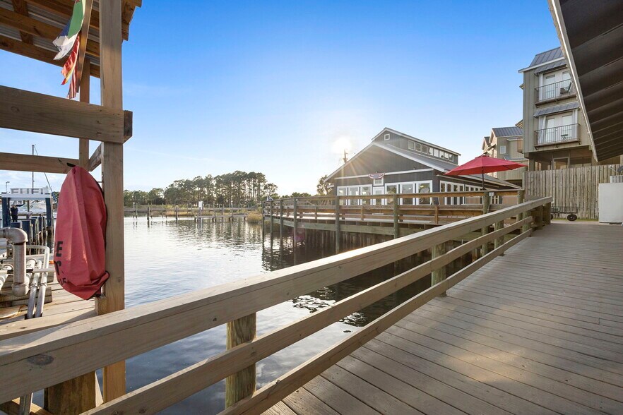 More Photos Of 275 Timber Island Rd, Carrabelle Restaurant For Sale