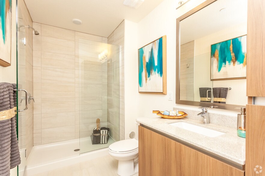 More Photos Of 20000 W Dixie Hwy, Miami Unknown For Lease