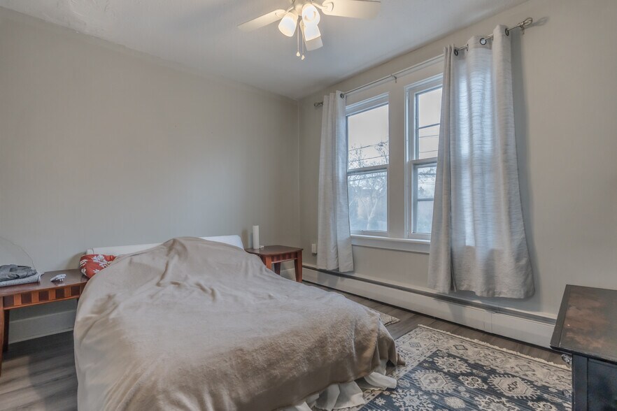 More Photos Of 49 N Broad St, Nazareth Storefront Retail Residential For Sale