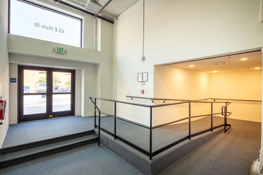 More Photos Of 43 E Main St, Alhambra Freestanding For Lease