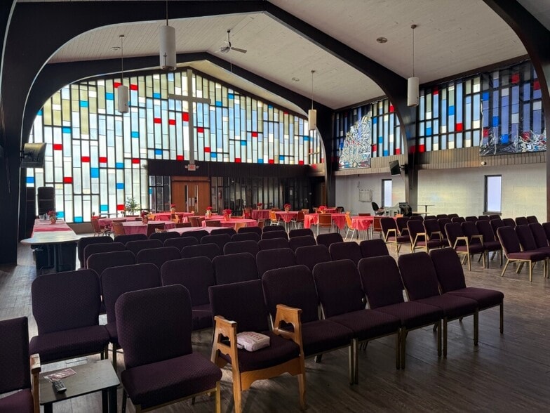 More Photos Of 27800 Annapolis Ave, Inkster Religious Facility For Sale