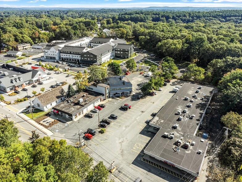 More Photos Of 861 Edgell Rd, Framingham Storefront For Sale