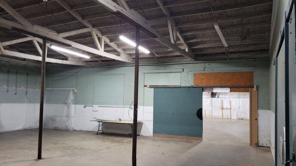 More Photos Of 203 Adams St, Burlington Warehouse For Sale