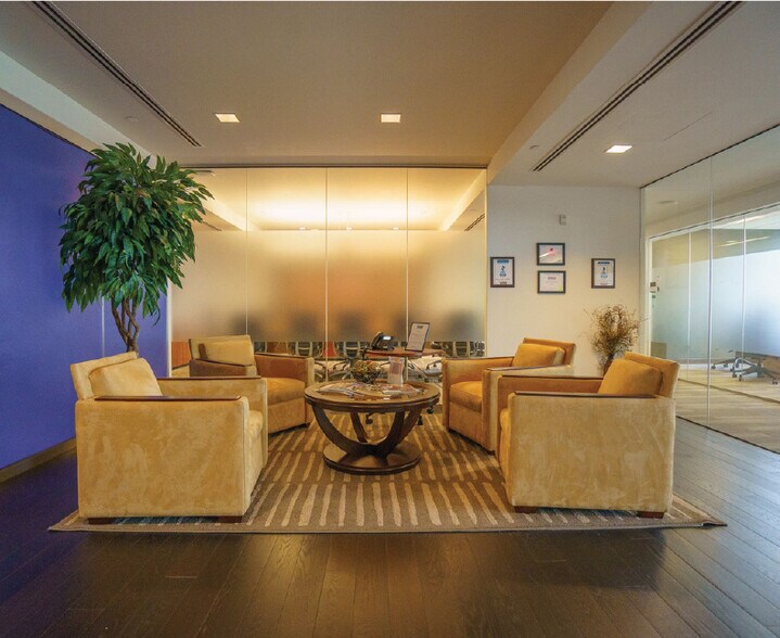 More Photos Of 14841 N Dallas Pky, Addison Office For Lease