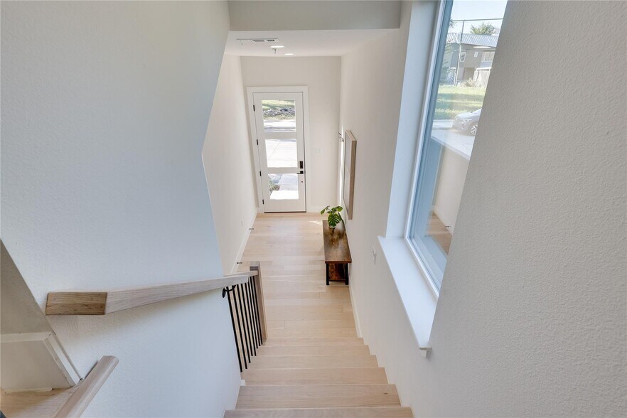 More Photos Of 1512 Seegar St, Dallas Apartments For Sale