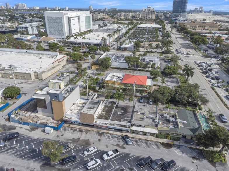 More Photos Of 1083 SE 17th St, Fort Lauderdale Convenience Store For Sale