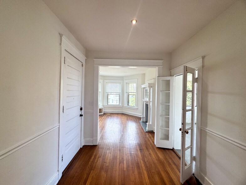 More Photos Of 3427 13th St NW, Washington Apartments For Sale