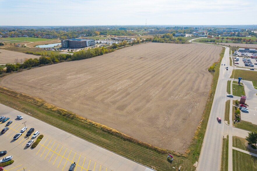 More Photos Of Crosspark Rd, Coralville Land For Sale