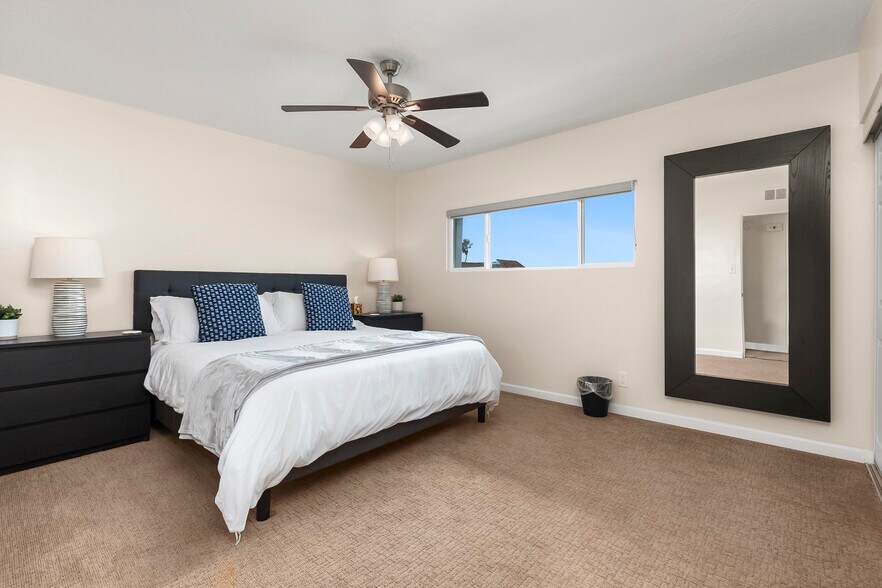 More Photos Of 1476-80 Pescadero Dr, San Diego Apartments For Sale