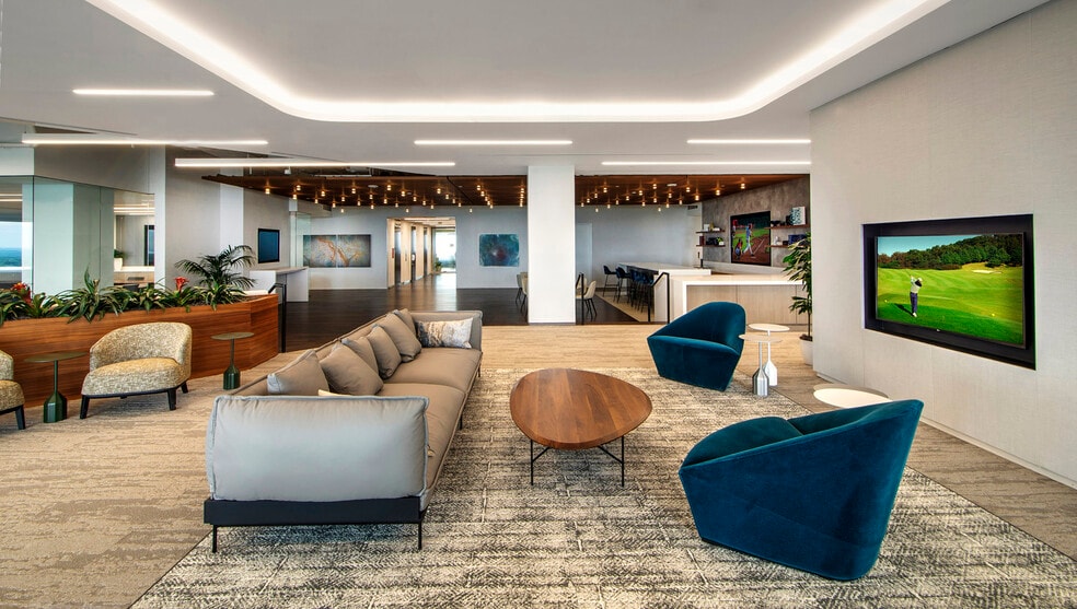 More Photos Of 1676 International Dr, McLean Office For Lease