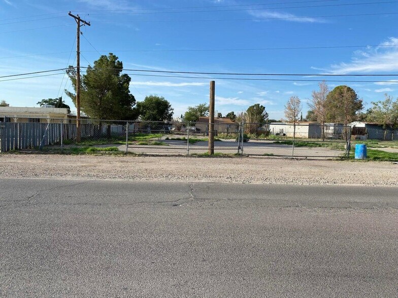 More Photos Of 166-176 N Moon Rd, El Paso Land For Sale
