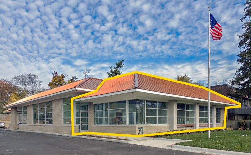 Primary Photo Of 71 E Long Lake Rd, Bloomfield Hills Medical For Lease