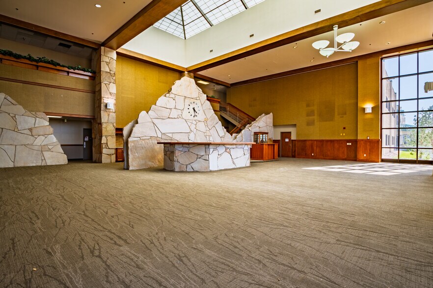 More Photos Of 1 Cabela Dr, Sidney Office For Sale