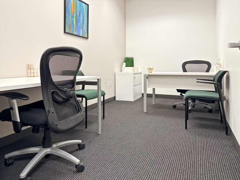 More Photos Of 20860 N Tatum Blvd, Phoenix Coworking Space