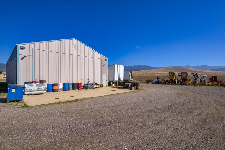 More Photos Of 9015 Cartage Rd, Missoula Specialty For Sale