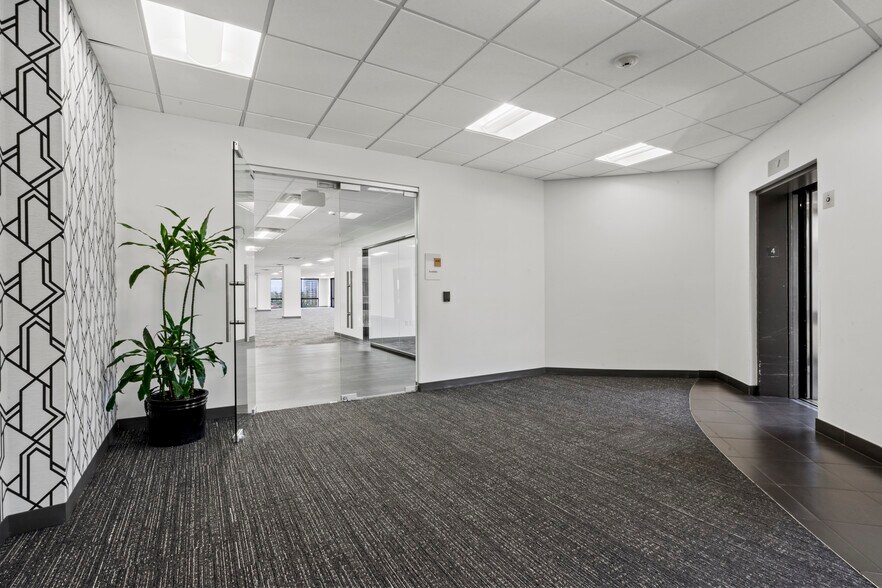 More Photos Of 4745 N 7th St, Phoenix Unknown For Lease