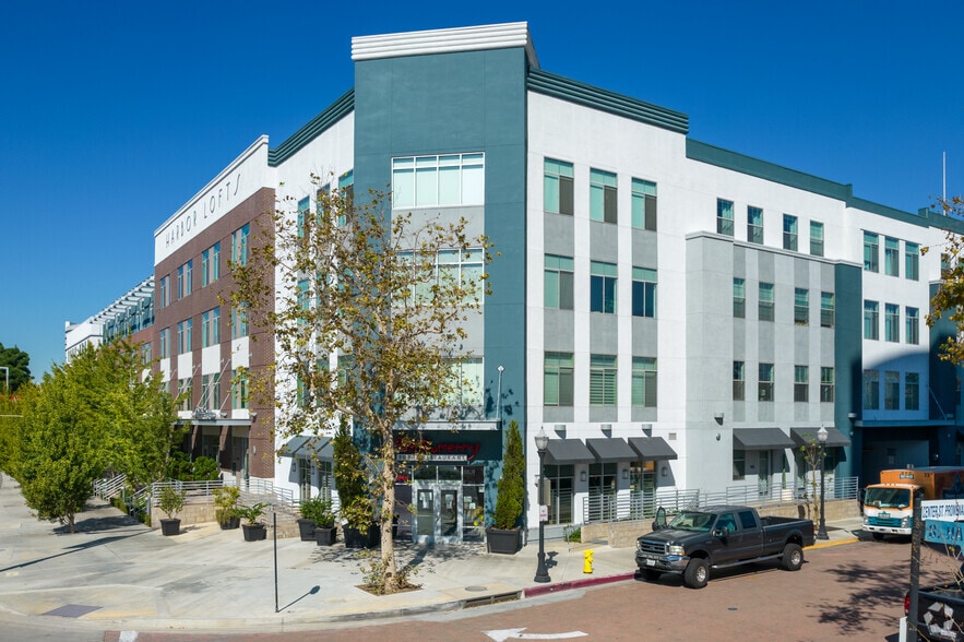 More Photos Of 110 S Harbor Blvd, Anaheim Apartments For Lease