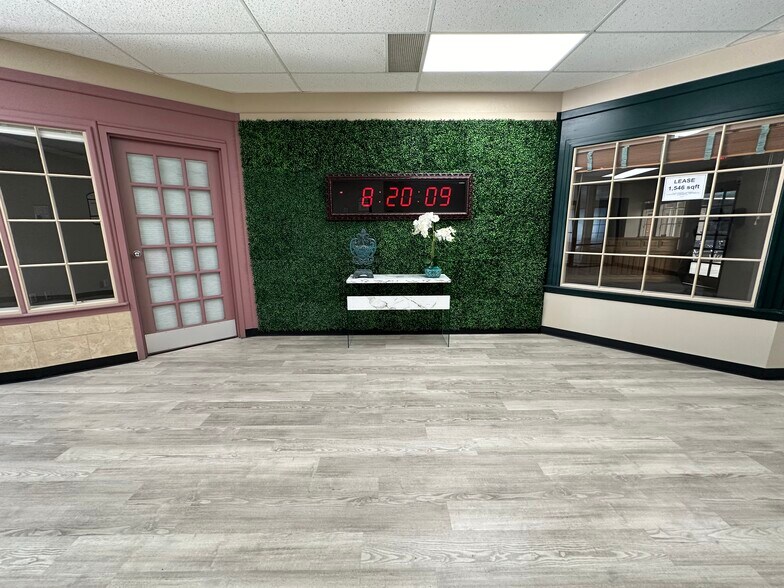 More Photos Of 1201 S Douglas Blvd, Midwest City Office For Lease