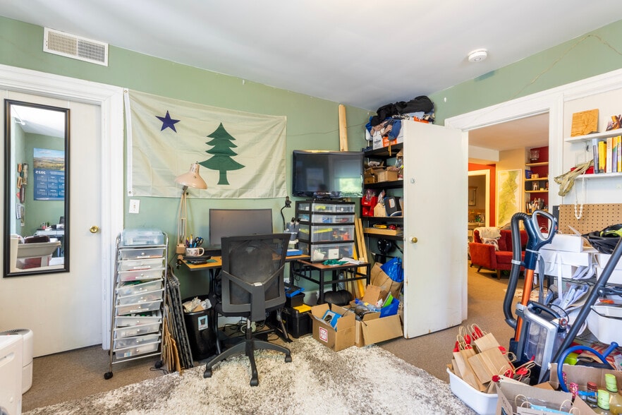 More Photos Of 176 Williams St, Providence Apartments For Sale