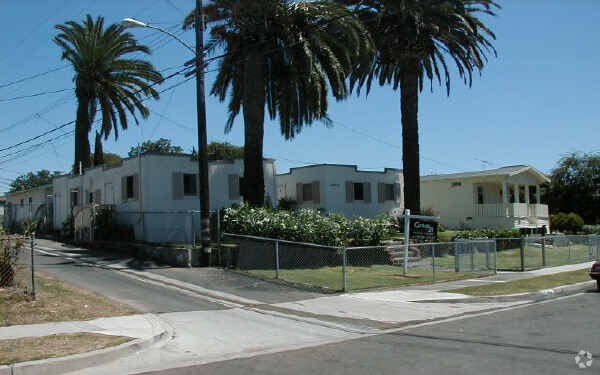 Primary Photo Of 20414 Kenwood Ave, Torrance Apartments For Sale