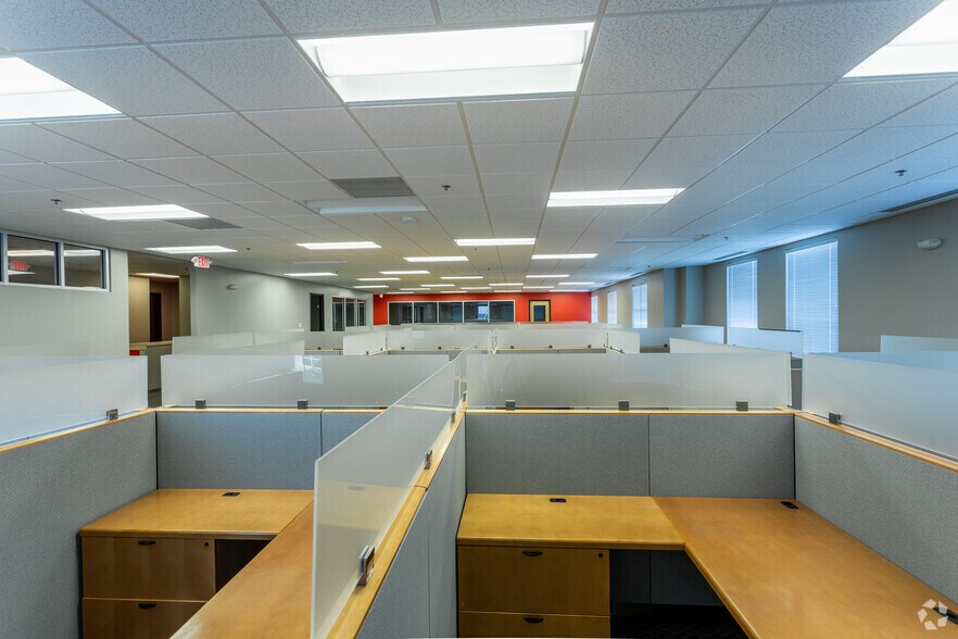 More Photos Of 50101 Governors Dr, Chapel Hill Office For Lease