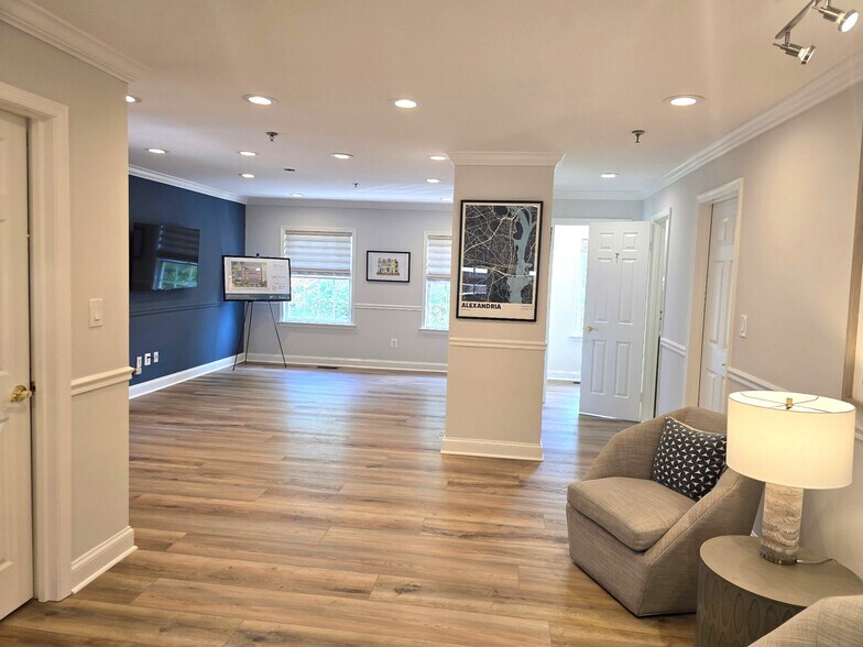 More Photos Of 685 S Washington St, Alexandria Office For Lease