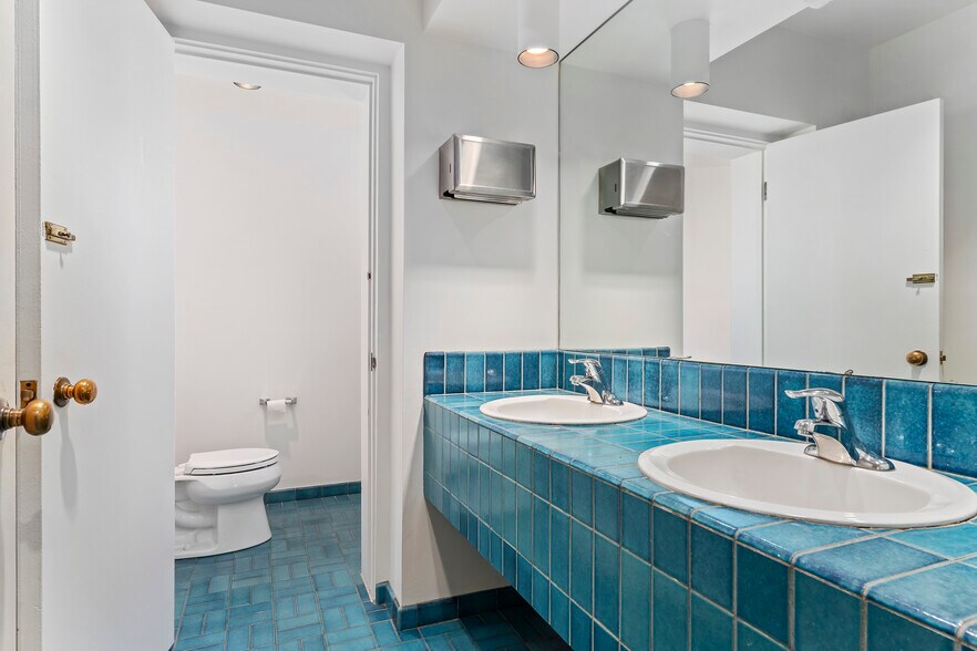 More Photos Of 555 E South Temple, Salt Lake City Unknown For Lease
