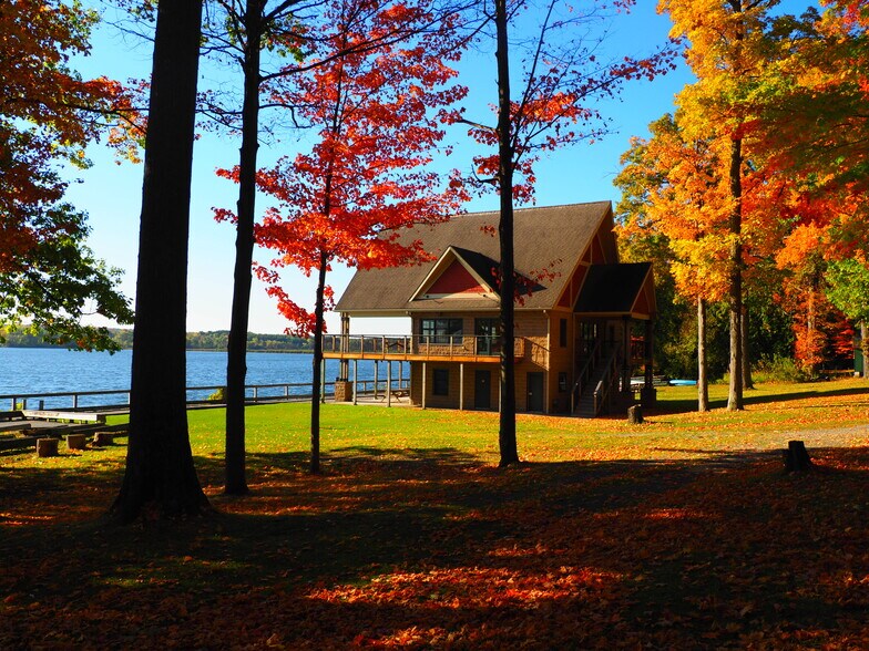 Primary Photo Of 6853 W Lake Rd, Silver Springs Trailer Camper Park For Sale