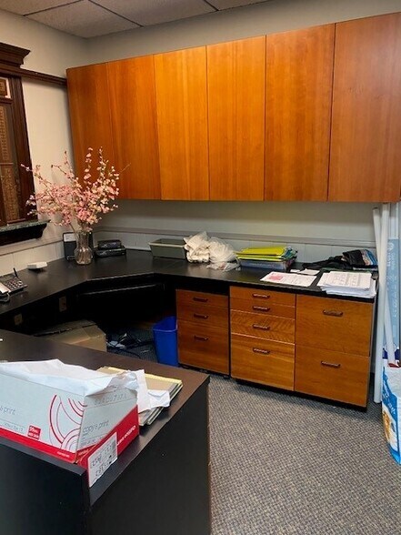 More Photos Of 300 3rd Ave SE, Rochester Medical For Sale