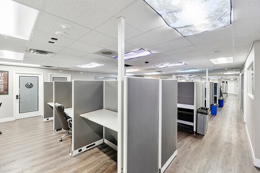 More Photos Of 5300 N Federal Hwy, Fort Lauderdale Office For Sale