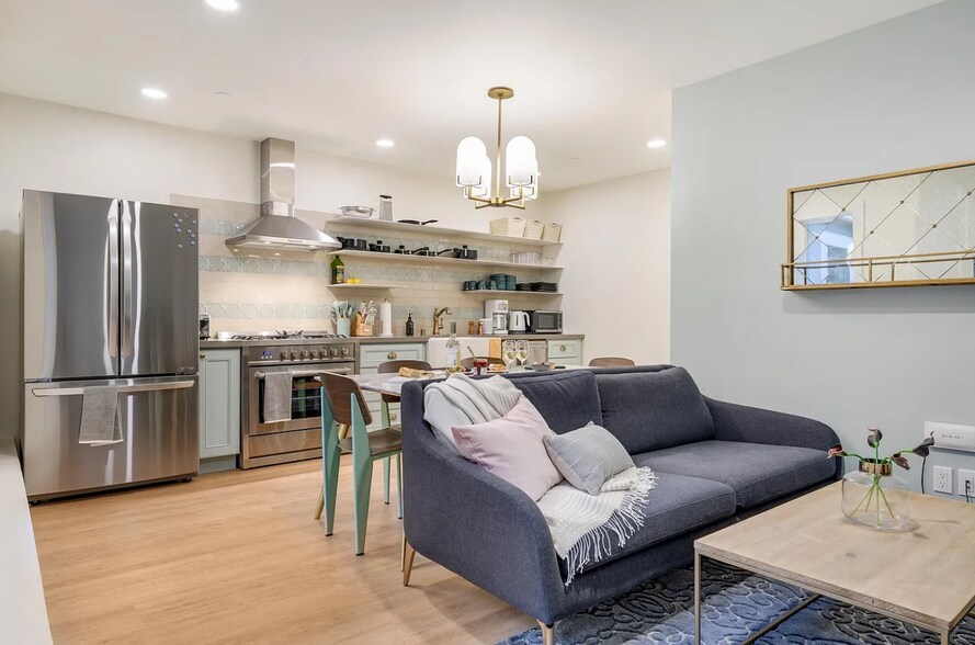 More Photos Of 1817 15th St, San Francisco Apartments For Sale