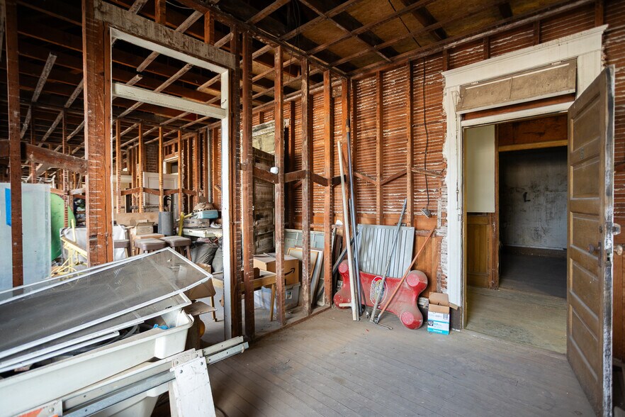 More Photos Of 479 B St, Biggs Storefront Retail Office For Sale