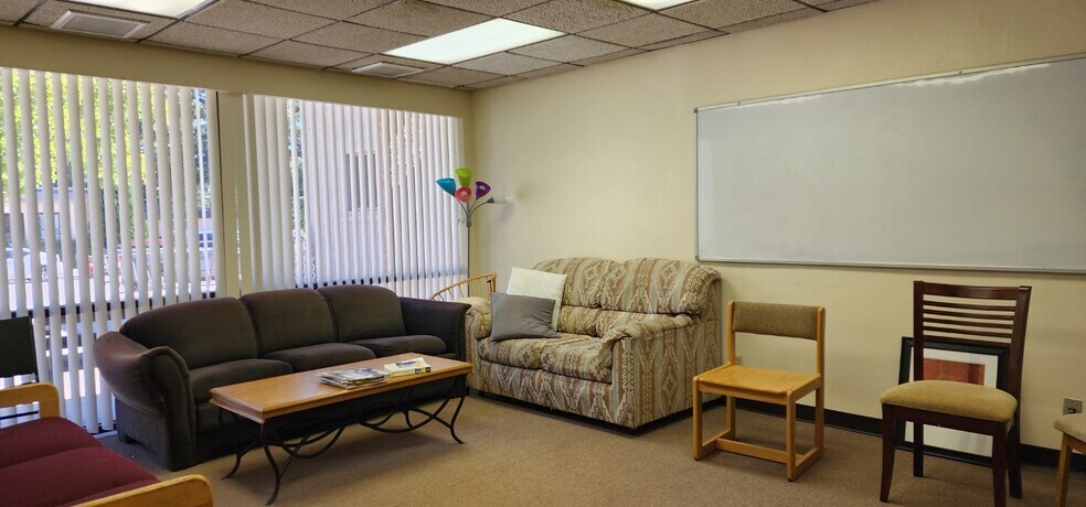 More Photos Of 112 N Summit Ave, Prescott Office Residential For Sale