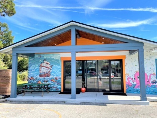 More Photos Of 1421 S 10th St, Fernandina Beach Freestanding For Sale