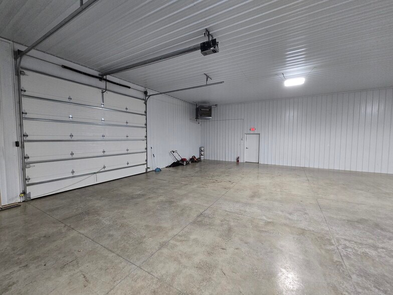 More Photos Of 408 Findlay Rd, Lima Industrial For Sale