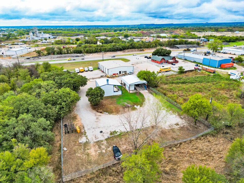 More Photos Of 51 US Highway 380, Bridgeport Distribution For Lease