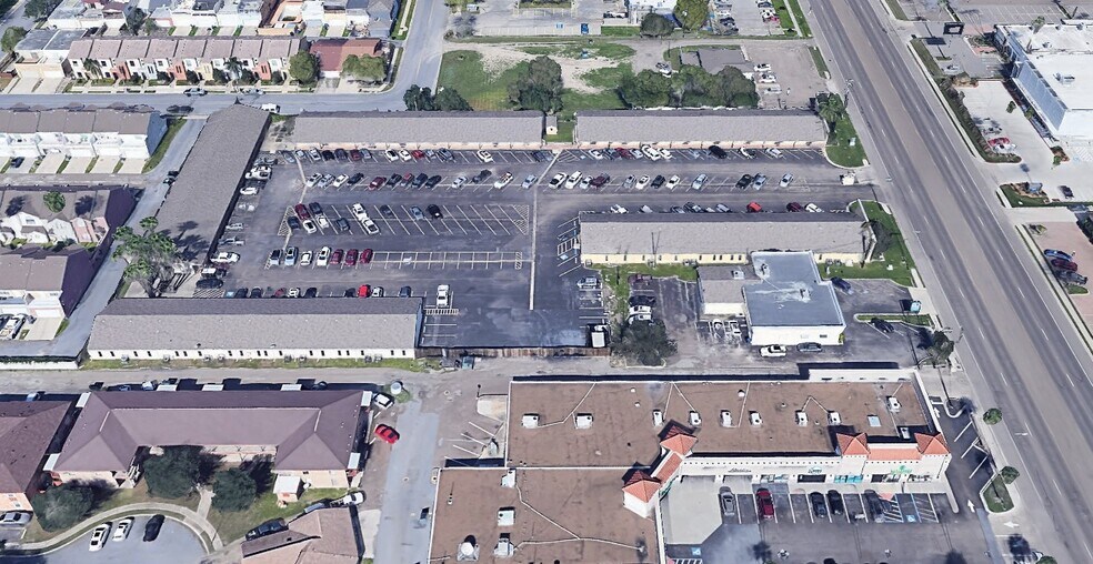 More Photos Of 4301 N 10th St, McAllen Office For Sale