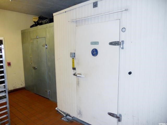 More Photos Of 298 N Main St, Richfield Restaurant For Sale