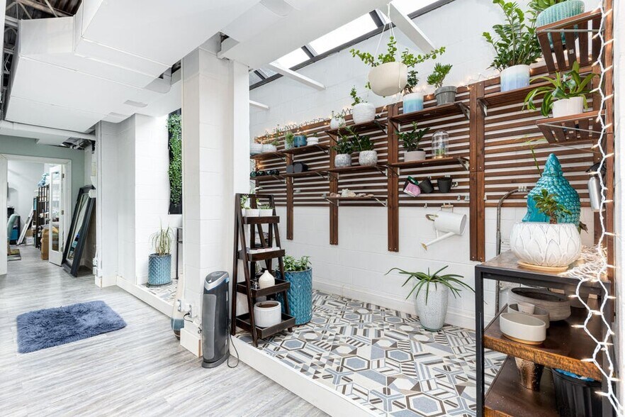 More Photos Of 2217 Packard St, Ann Arbor Loft Creative Space For Lease
