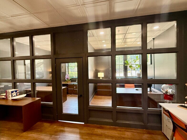More Photos Of 675 Seminole Ave NE, Atlanta Office For Lease