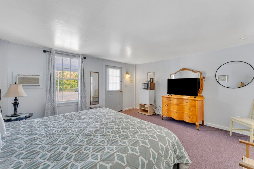 More Photos Of 7667 State Highway 80, Springfield Center Hotel For Sale