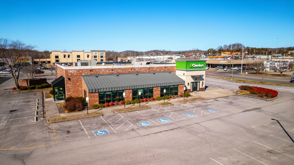 More Photos Of 1920 N Eastman Rd, Kingsport Restaurant For Lease